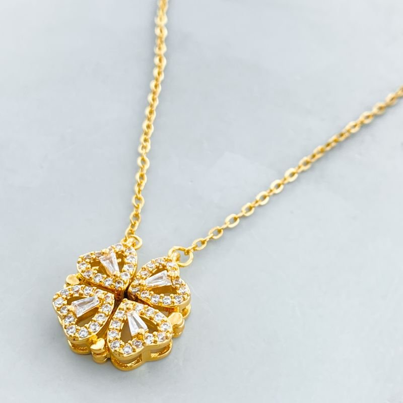 Colar Banho Diamante Trevo Cravejado 4 Corações