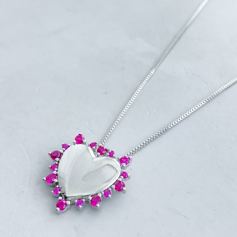 Colar Banho Ouro Branco Coração Liso Borda Pedrinhas