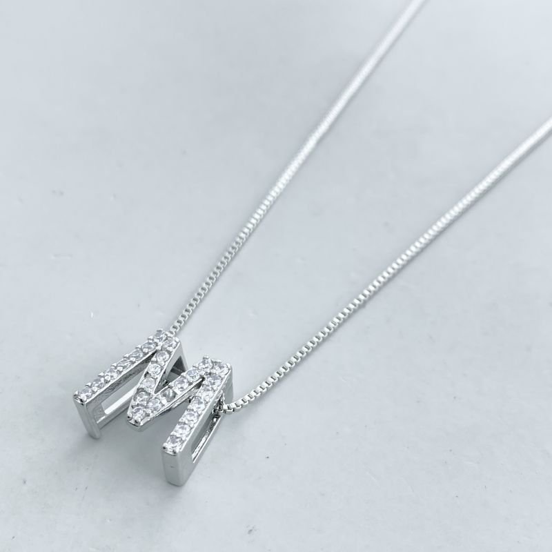 Colar Banho Ouro Branco Letra Cravejada