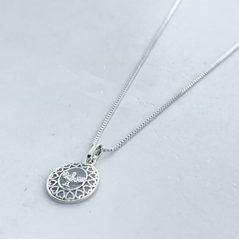 Colar Banho Ouro Branco Medalha Corações Vazados Pomba Cravejada