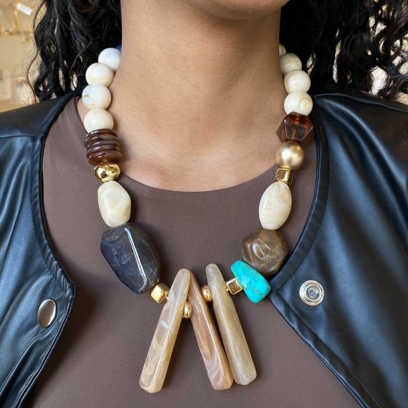Colar Bijuteria Artesanal Pedras Acrilícas Maximalista Boho Chic