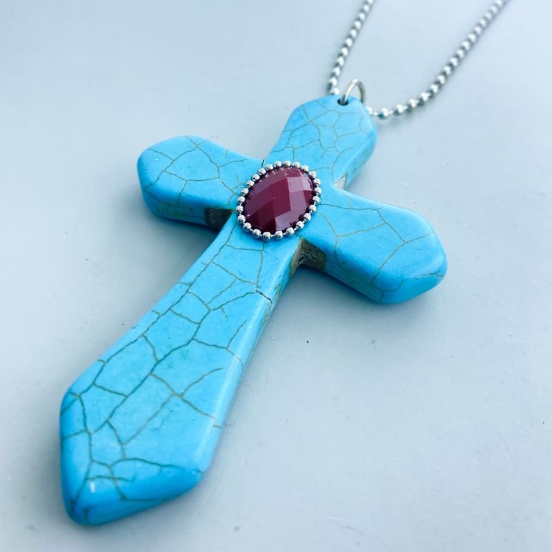 Colar Bijuteria Longo Cruz Acrilíca Maximalista Boho Chic