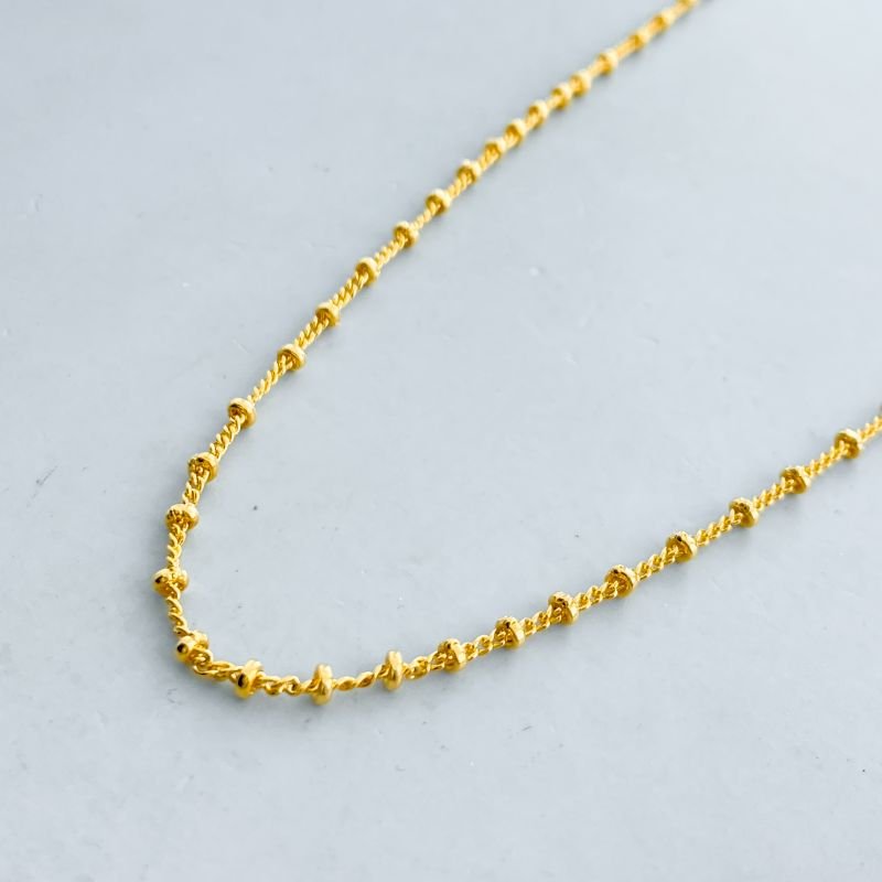 Colar Folheado Choker Elos Com Bolinhas