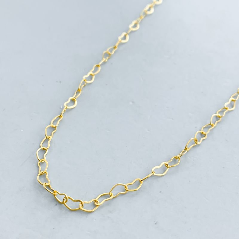 Colar Folheado Choker Elos Corações Vazados com Extensor