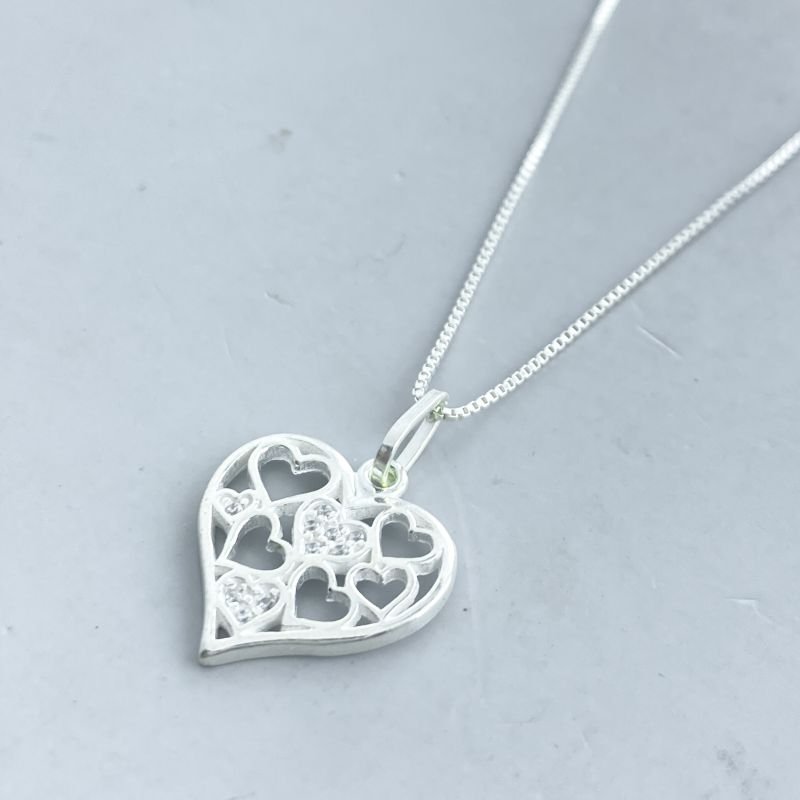 Colar Prata925 Liso Corações Vazado com 3 Cravejado Zircônia