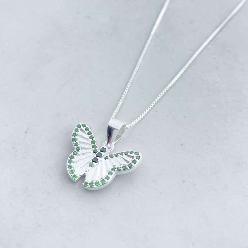 Colar Prata925 PG Borboleta Listras Relevo Meio e Borda Cravejado