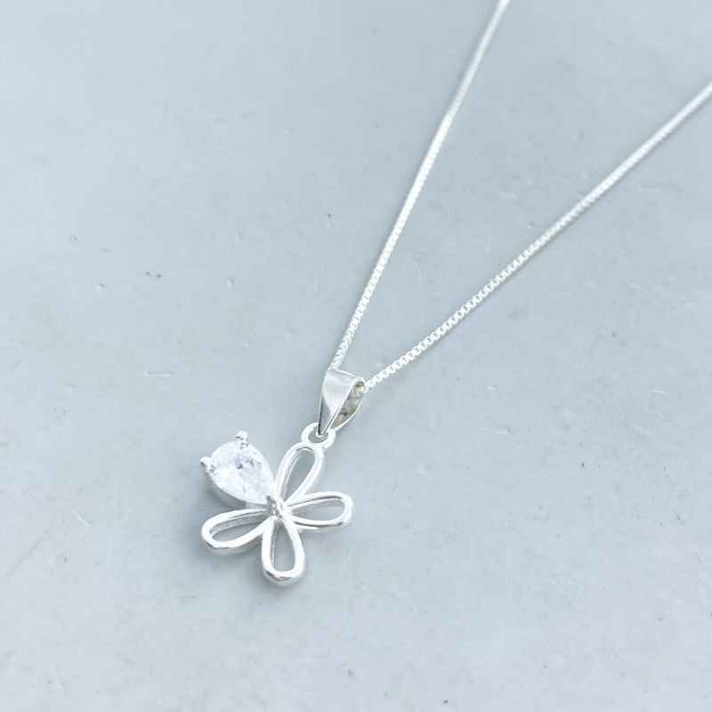 Colar Prata925 PG Flor com 4 Pétalas Vazadas com 1 Pedra Zircônia