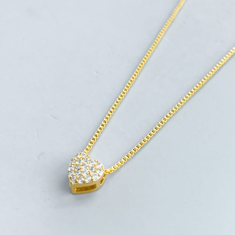 Colar Semijoia Coração Cravejado Pequeno