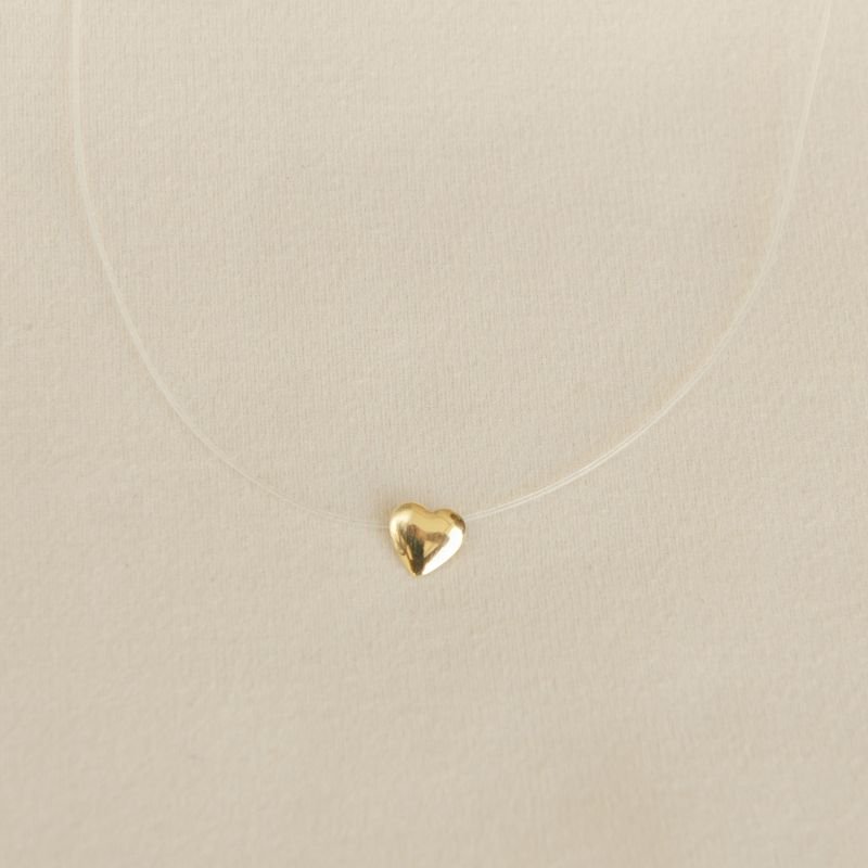 Colar semijoia coração cordão invisível