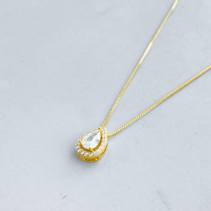 Colar Semijoia Gota Zircônia com Borda Cravejada