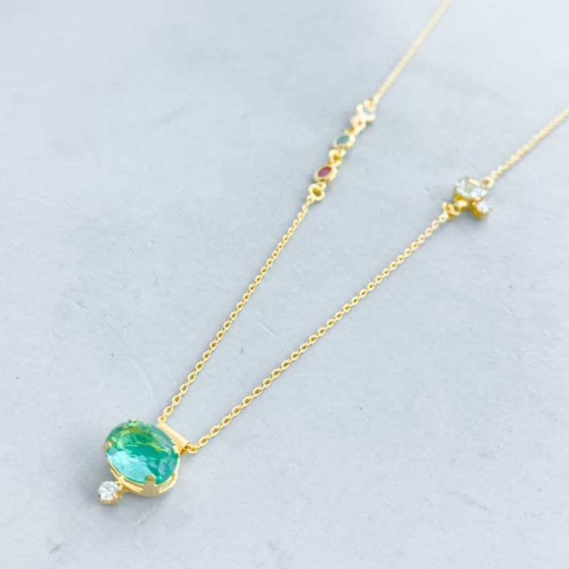 Colar Semijoia Pedra Oval com Corrente com 4 Pedrinhas