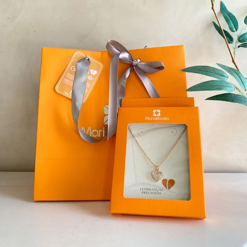 Combo Colar Banho Diamante Delicado Coração Vazado Cravejado