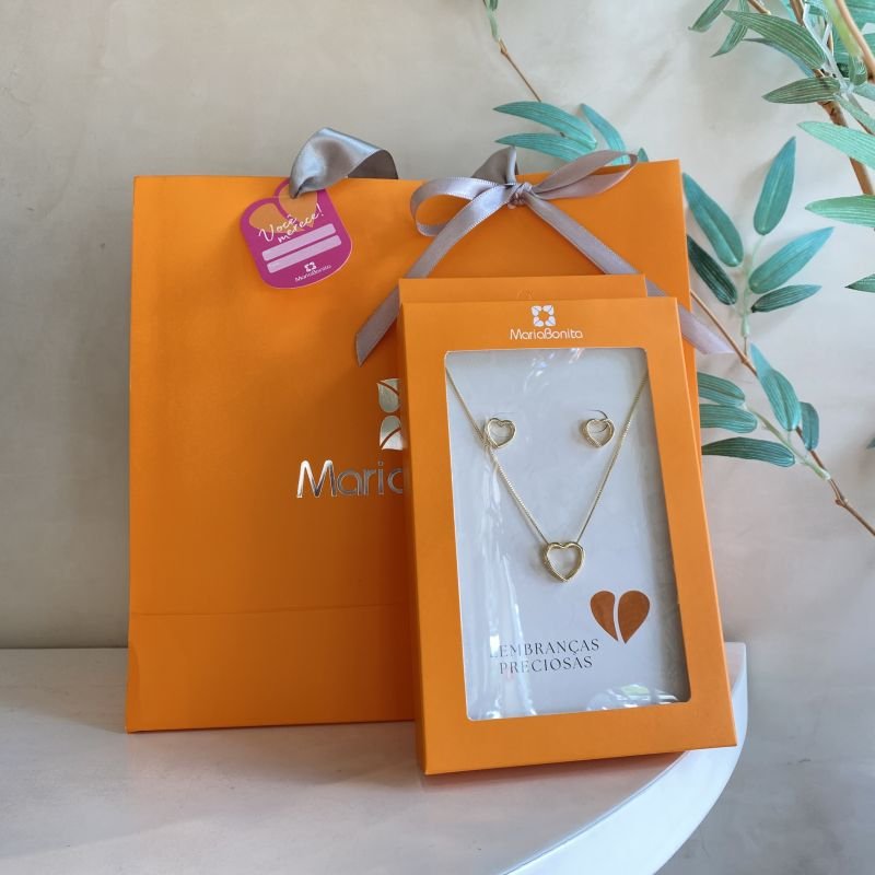 Combo Conjunto Folheado Coração Vazado 3D Delicado