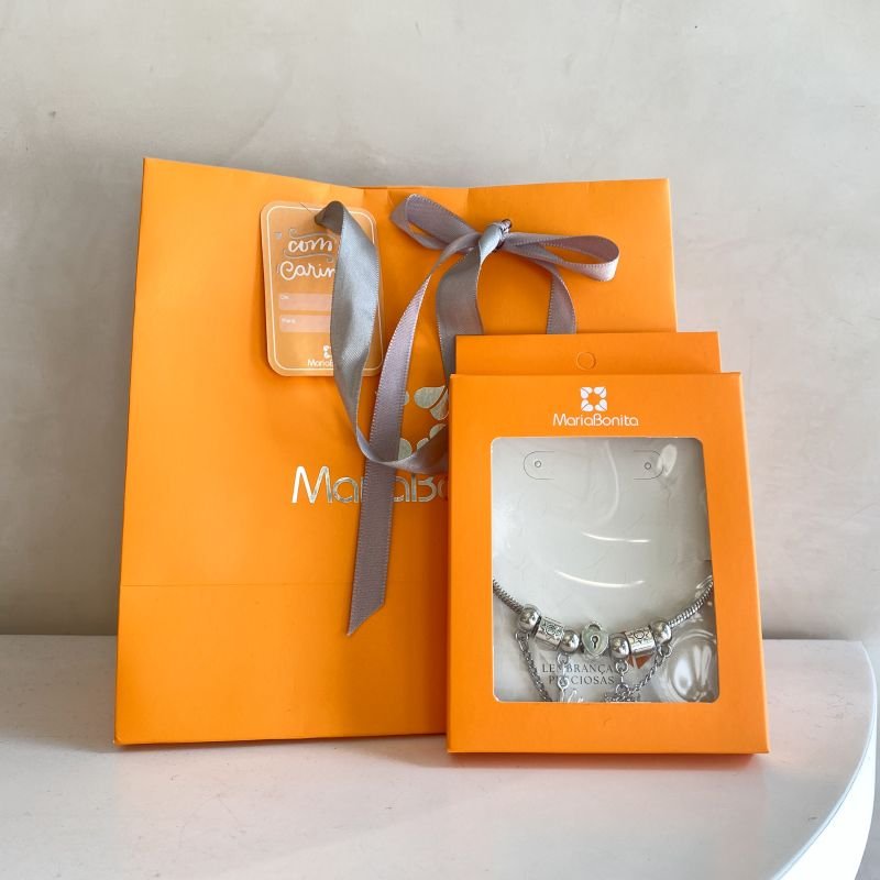 Combo Pulseira Banho Diamante com Berloques Pedra Coração Cadeados e Mão