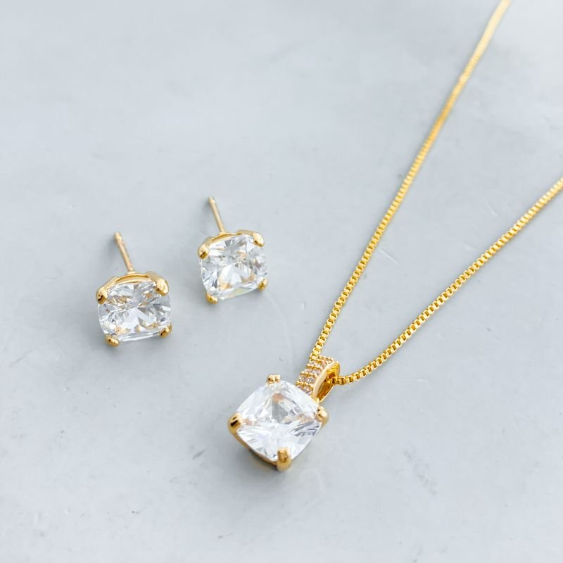 Conjunto Banho Diamante Delicado Pedra Quadrada com 4 Garras