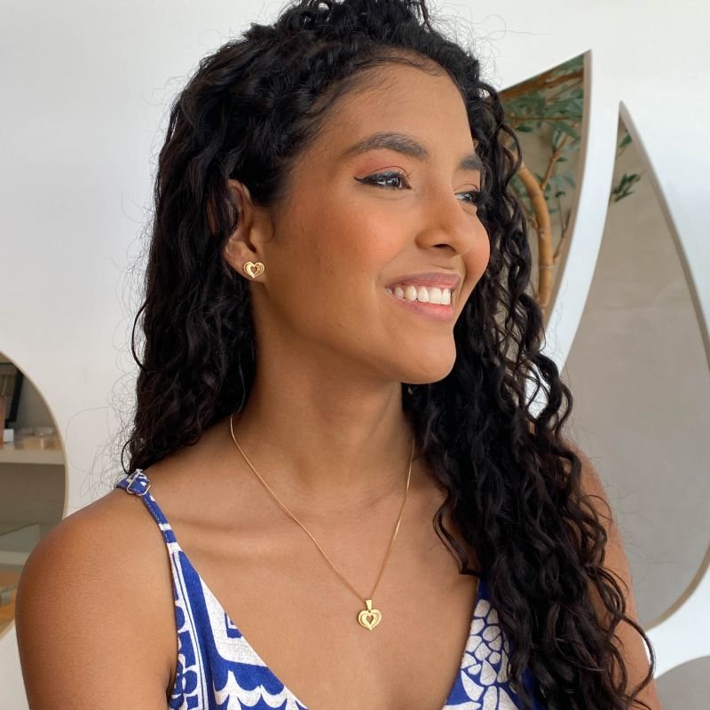 Conjunto Folheado Delicado com Coração Vazado e Borda Craquelada