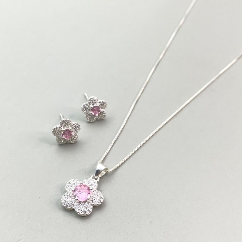 Conjunto Prata925 Flor com 5 Pétalas Cravejada Meio Zircônia Delicado