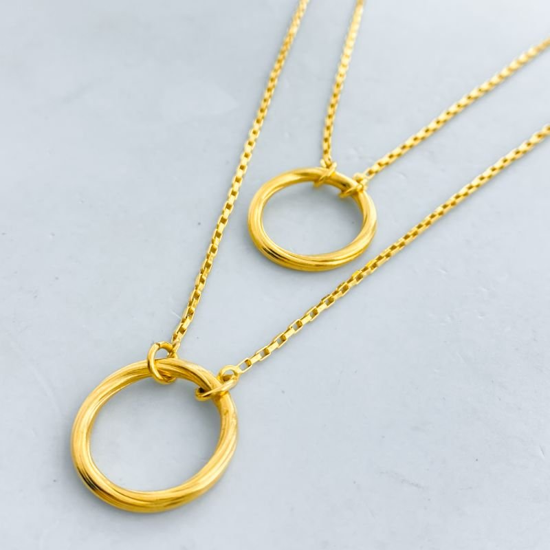 Escapulário Semijoia com 2 Circulos Aro Liso