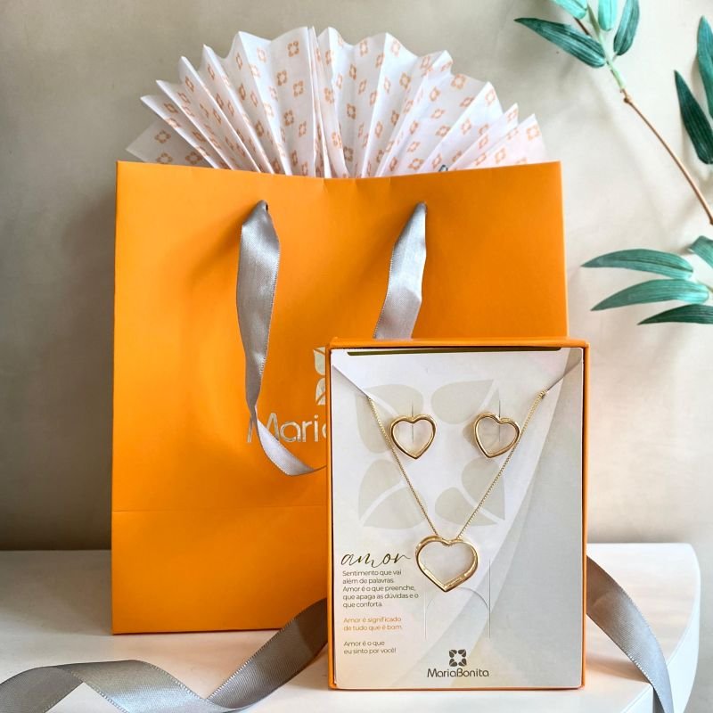 Kit Presente Conjunto Folheado Coração Vazado 3D