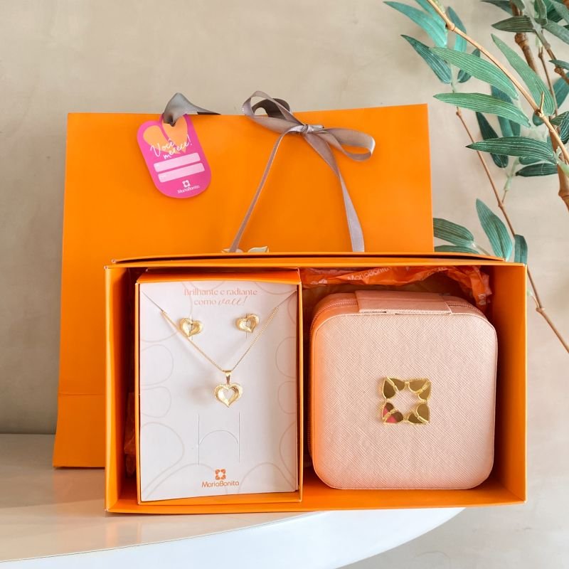 Kit Presente Conjunto Folheado Delicado Coração Vazado Borda Craquelada Porta Joia