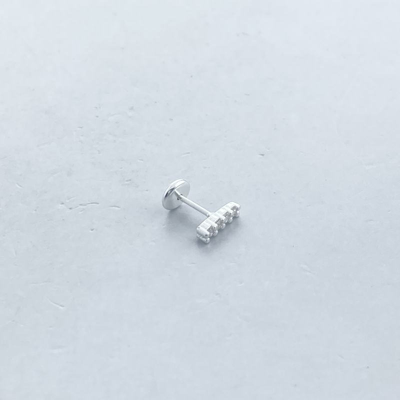 Piercing Prata com 4 Pedrinhas