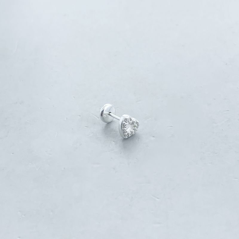 Piercing Prata Furo Helix Coração Vazado Cravejado