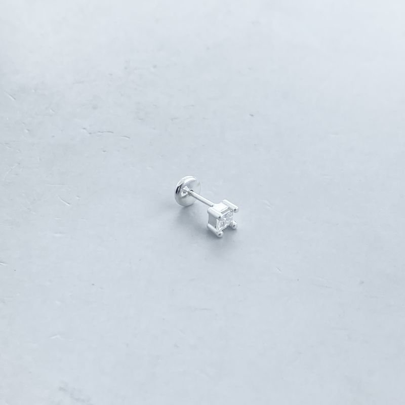 Piercing Prata Zircônia Quadrada com 4 Garras