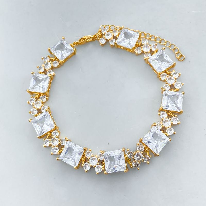 Pulseira Banho Diamante Pedras Quadradas com Flores Cravejadas