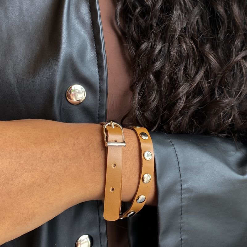 Pulseira Bijuteria Corino com Tarrachas Boho Chic