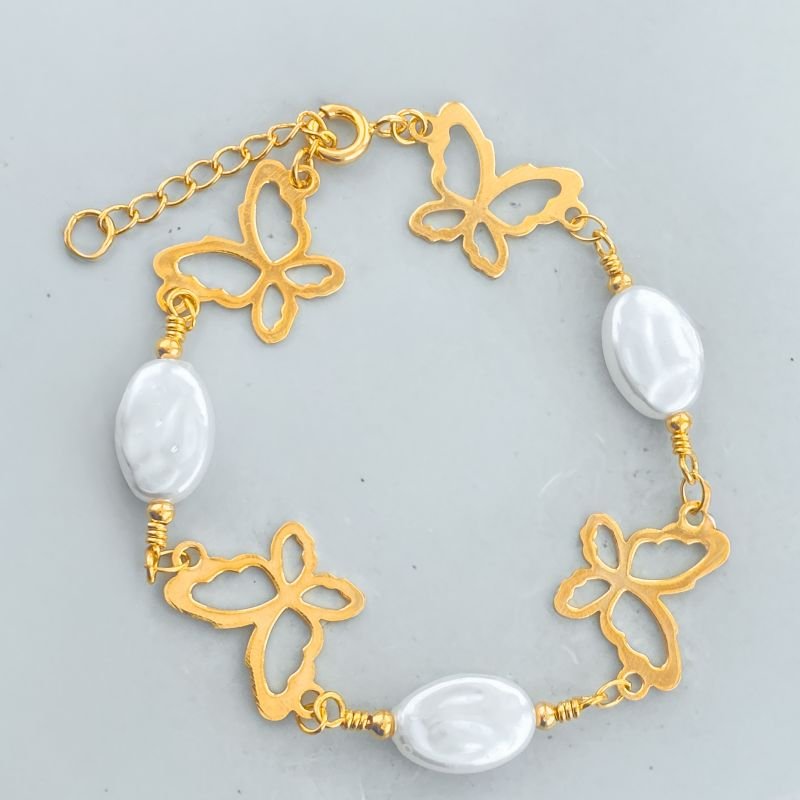 Pulseira Folheado Lisa Borboletas Vazadas e com 4 Pérolas Orgânicas