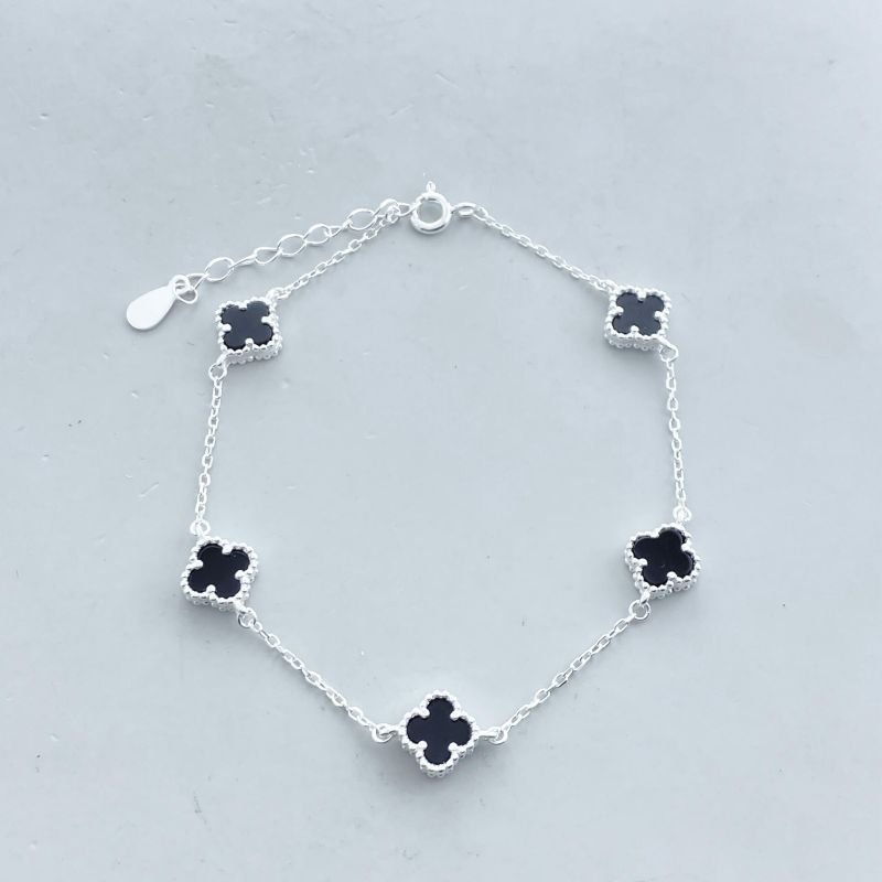 Pulseira Prata925 com 5 Trevos Menores Resinados Borda Bolinhas
