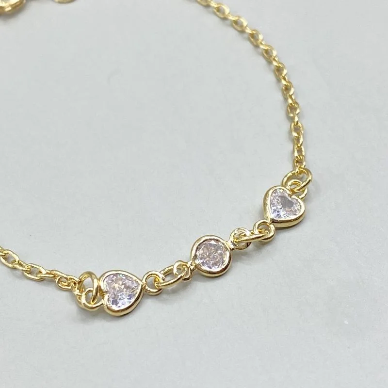 Pulseira Semijoia com 2 Corações Zircônia com 1 Ponto de Luz Extensor 5cm Minimalista