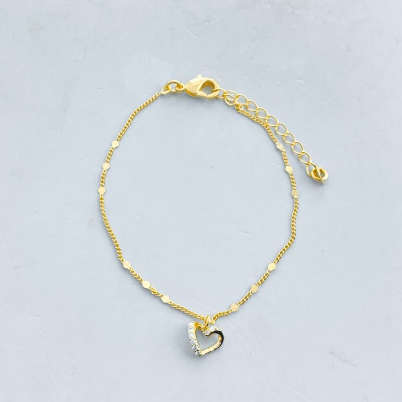 Pulseira Semijoia Delicada Coração Vazado Pedrinhas Corrente com 12 Bolinhas