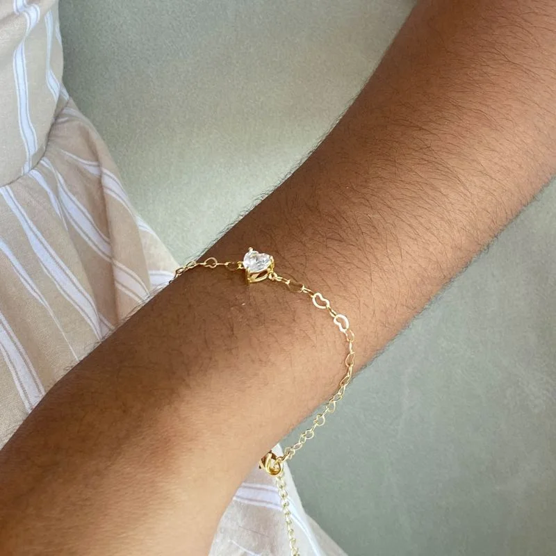 Pulseira Semijoia Elos Corações Pedra Coração com 3 Garras