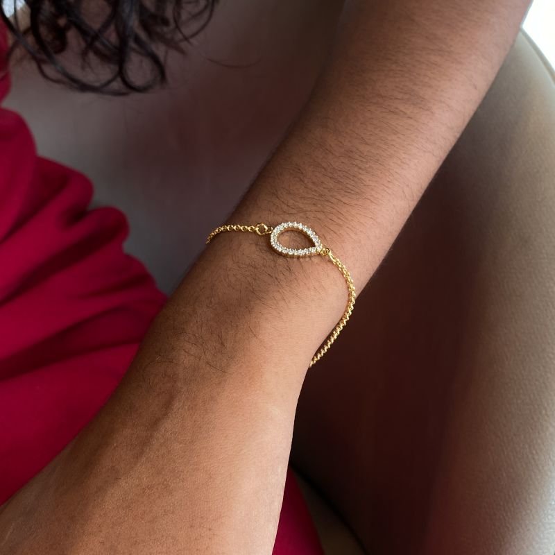 Pulseira Semijoia Gota Vazada Cravejada Zircônia Delicada