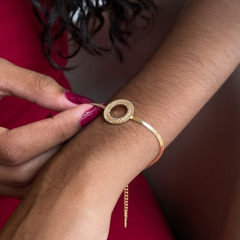 Pulseira Semijoia Malha Laminada Circulo Cravejado Zircônia