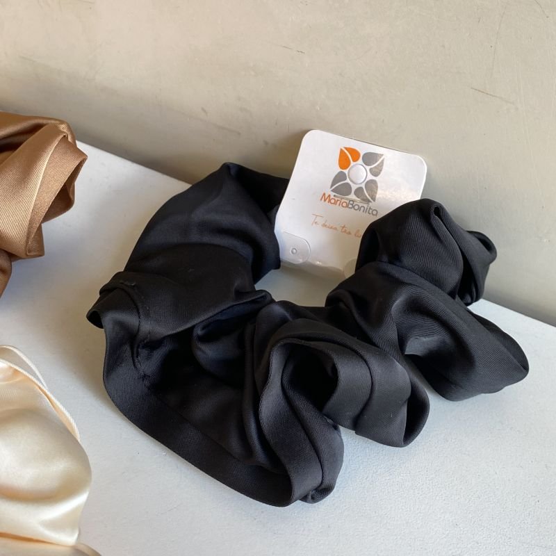 Xuxa Acessório Scrunchie Tecido Cetim